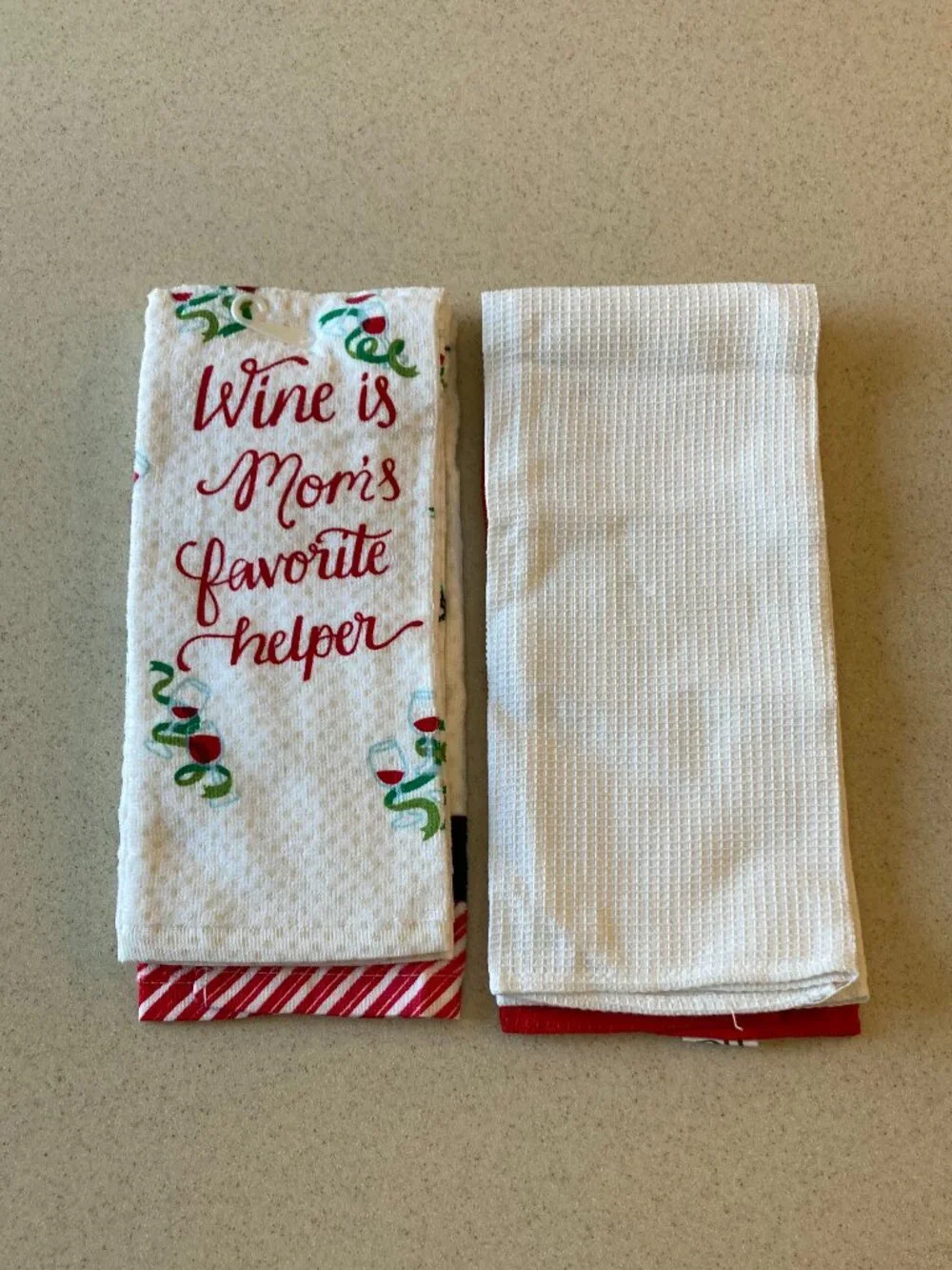 NEW Kitchen Towels Santa Wine Theme St. Nicholas Square/Design Imports